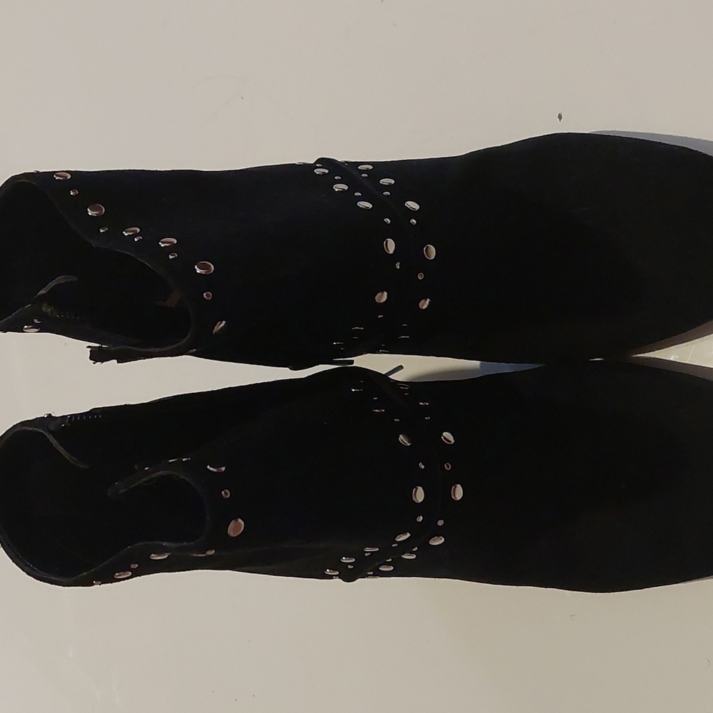 Sam Edelman black booties